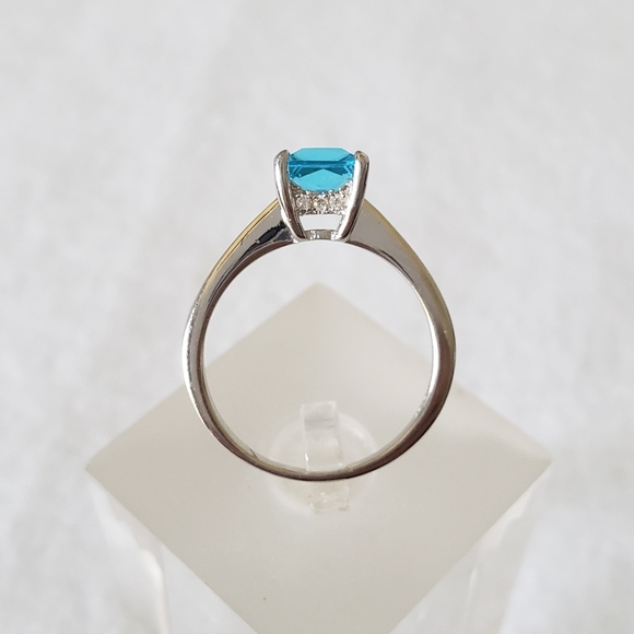 Sterling Princess Cut Acqua Ring - Picture 5 of 8